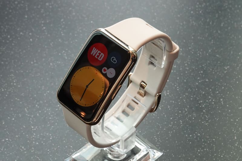 フロスティホワイト