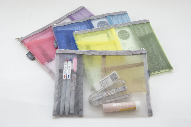 ミドリ ペン&ツールポーチ メッシュ(968円)