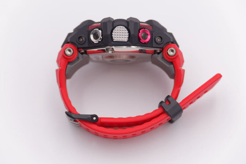 硬め、太めの樹脂バンド