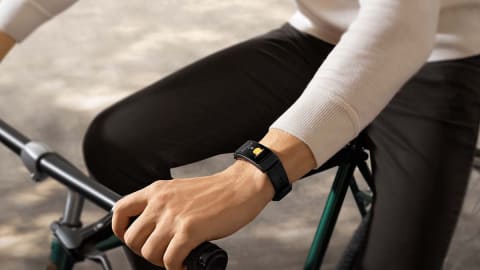 ヘッドセットが分離するスマートバンド「HUAWEI TalkBand B6