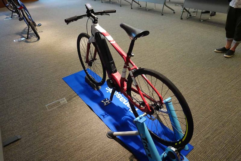 自転車用ローラー台での試乗