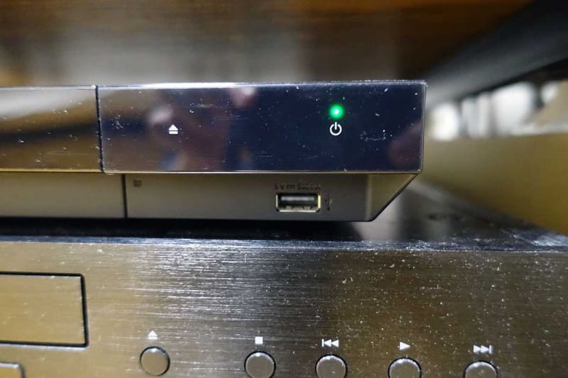 フロントパネルUSB入力