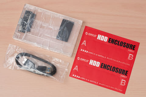 カセットテープ風HDDケースを買った。使いやすい・カッコイイ