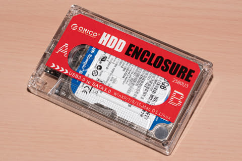 カセット風ケース入り2.5 インチHDD 2台 カセットテープ風HDDケースを買った。使いやすい・カッコイイ【いつ