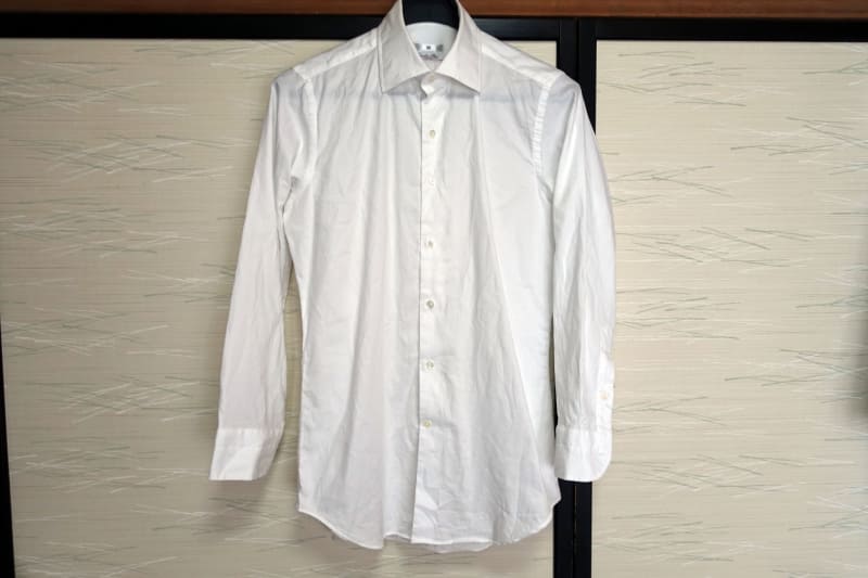 ホームクリーニングをするシャツ