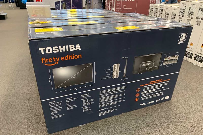 2019年1月にラスベガスの家電店で見かけたテレビ。台湾・Compalがアメリカで「TOSHIBA」商標を使って販売していたもので、中にFire TVが入っている