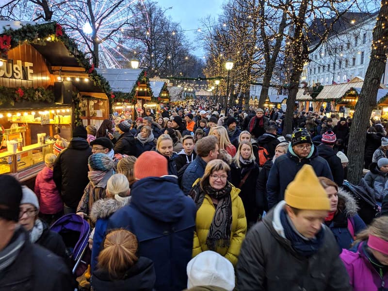 スウェーデンの首都オスロ中心部のクリスマスマーケット(2018年撮影)