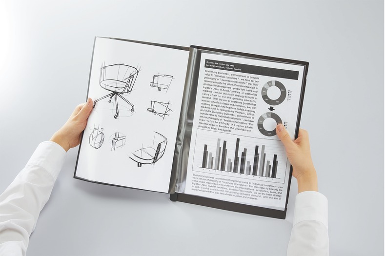 2つ折りクリヤーブック