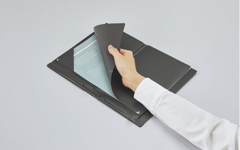 2つ折りクリヤーブック