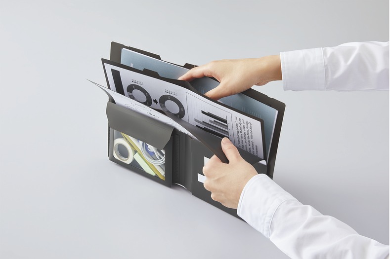 2つ折りドキュメントファイル