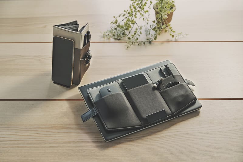 スタンド型ノートPCオーガナイザー