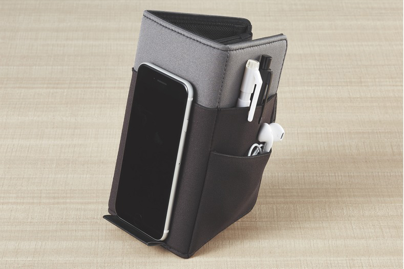 スタンド型ノートPCオーガナイザー