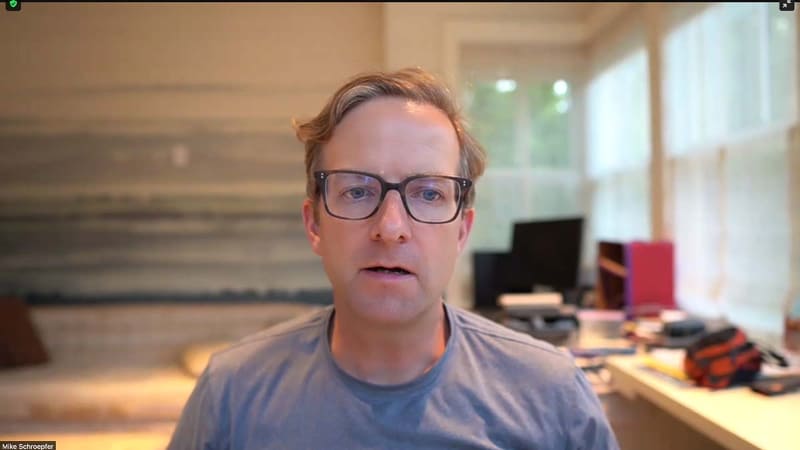 FacebookのCTOであるマイク・シュローファー氏