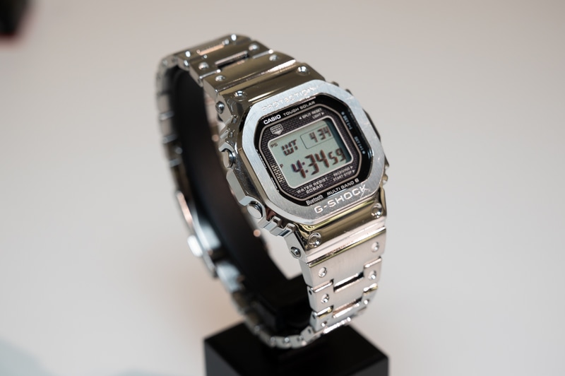 初代モデルをフルメタル化したGMW-B5000(2018)。66,000円。現在も世界中で売れ続けているという