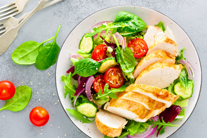 色鮮やかだと食事もおいしそうに見えます