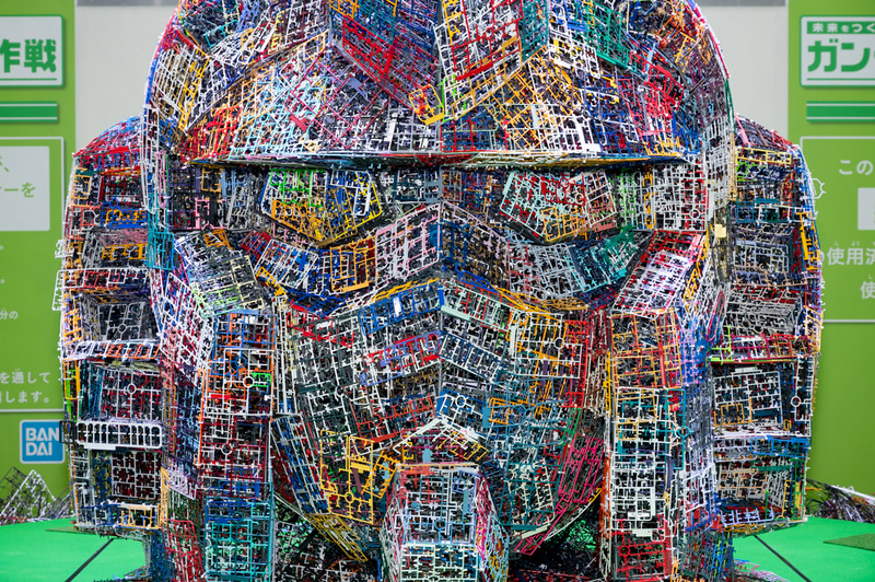 会場で無料配布される「エコプラ」のガンプラ、組み立て後の状態