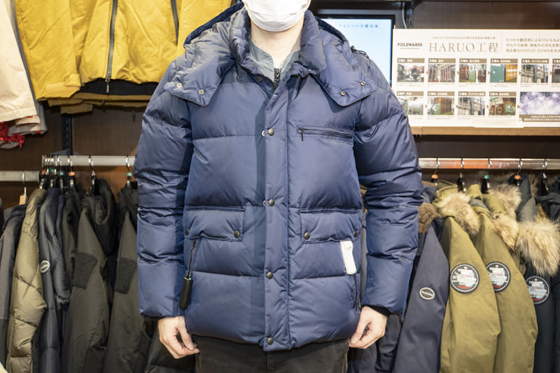 POLEWARDS  DOWN PARKA Reprint(75,900円)。M、L、XLの3サイズ展開で、Lサイズで1,150gと軽量。カラーはネイビー、ブラック