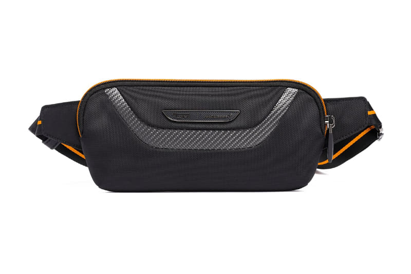 「ブロックス」スリム・ユーティリティ・ポーチ(50,600円)