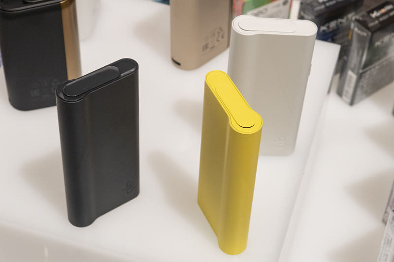 glo pro slim。コンビニでの販売はブラックとホワイト