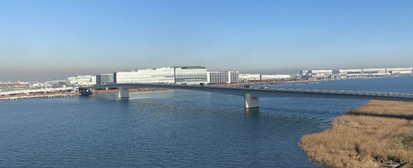 川崎市側から東京方を望む