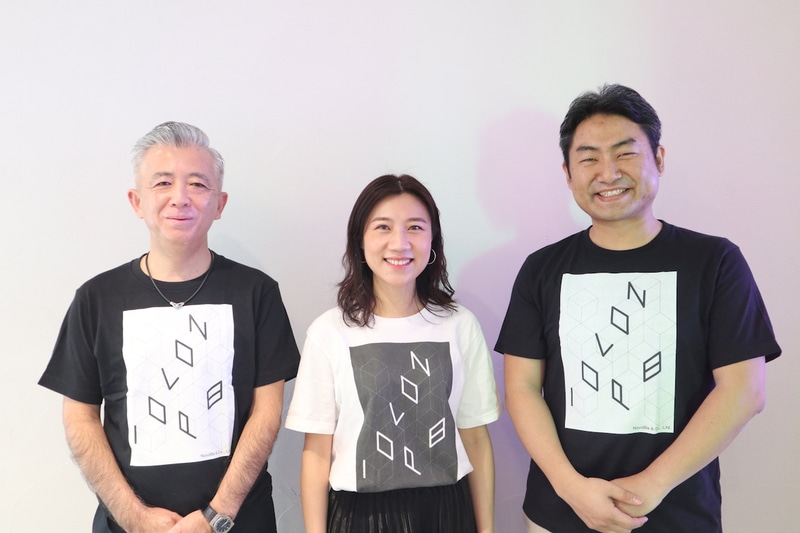 左から、オカムラ 執行役員の大野嘉人氏、NovolBa 代表取締役社長の鄧 雯氏、ボーンレックス 代表取締役の室岡拓也氏