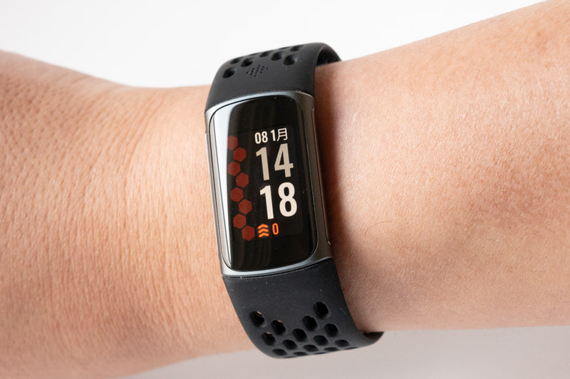 Fitbit Charge 5