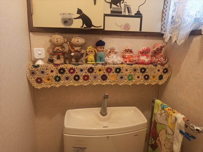 トイレ出入りを人感センサーが感知し、スマホにアプリ通知が届く