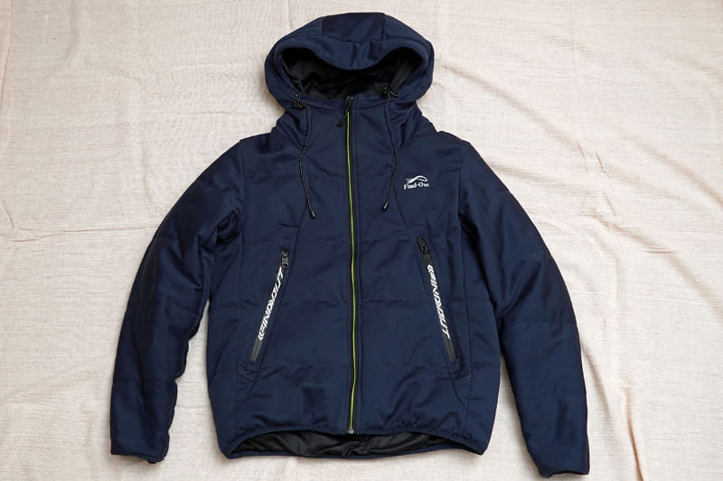 ワークマン ウォームシールドジャケット(2,900円)