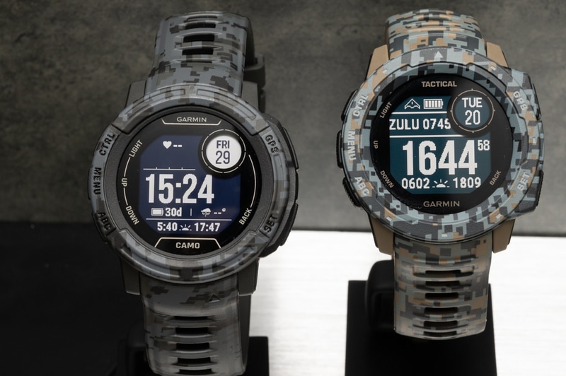 前モデルの「Instinct」(右)との比較。ディスプレイ解像度が向上した