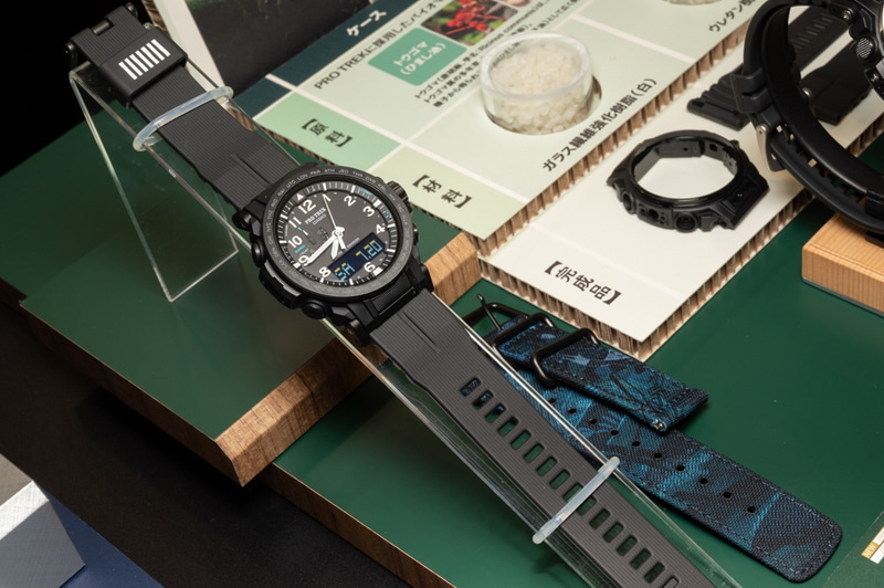 日本自然保護協会とのコラボレーションモデル「PRW-51NJ」