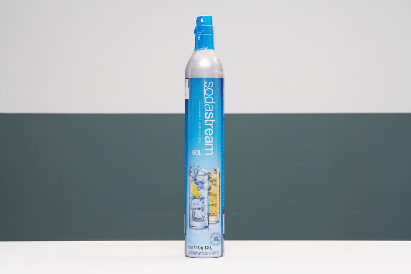 従来のねじ込み式ブルーシリンダー