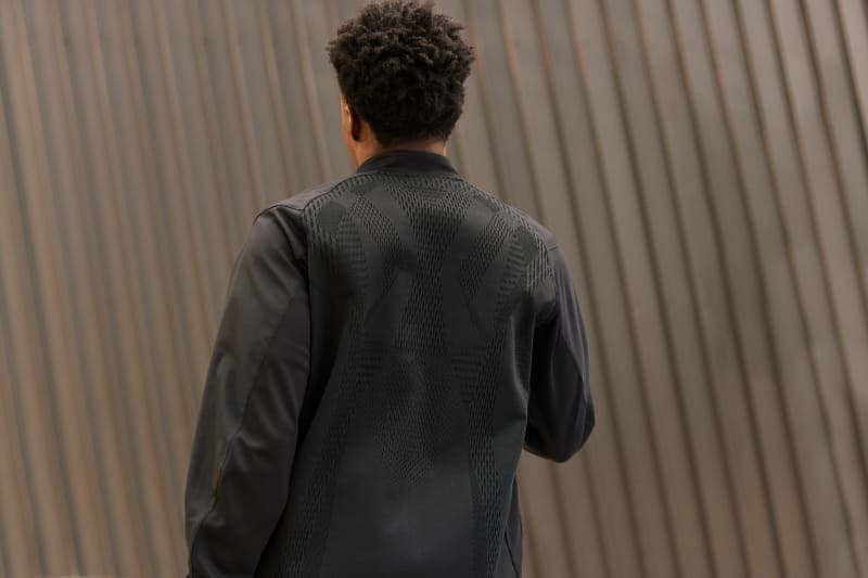 ACTIBREEZEダブルラッセルメッシュジャケット