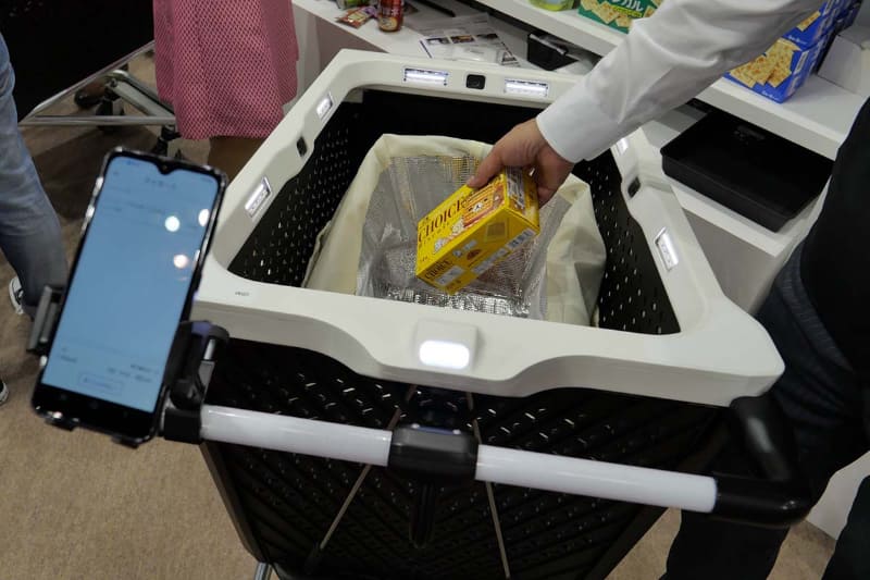 購入したい商品をカートに入れると、画像解析で識別される