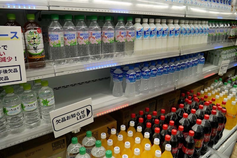 関東初展示された、AI冷蔵ショーケース