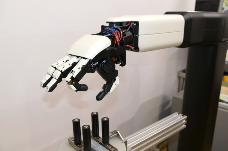 最新モデルは人サイズに小型化されている