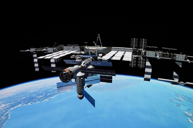 国際宇宙ステーション(ISS)