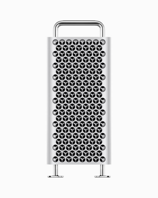 Mac Pro。フロントの吸気口が独特すぎる