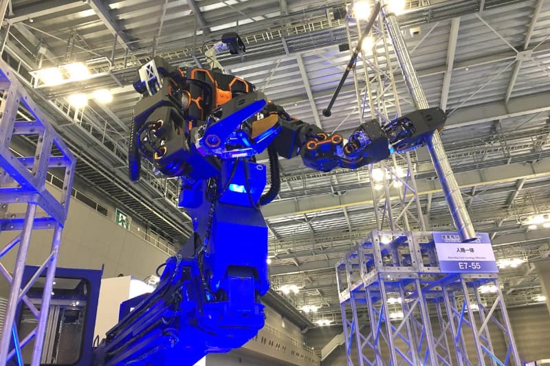 2022 国際ロボット展に展示された「零式人機 ver.2.0」
