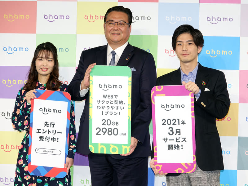 オンライン専用プラン/ブランドが増え、キャリアショップでスマホを買う習慣が変わりつつある