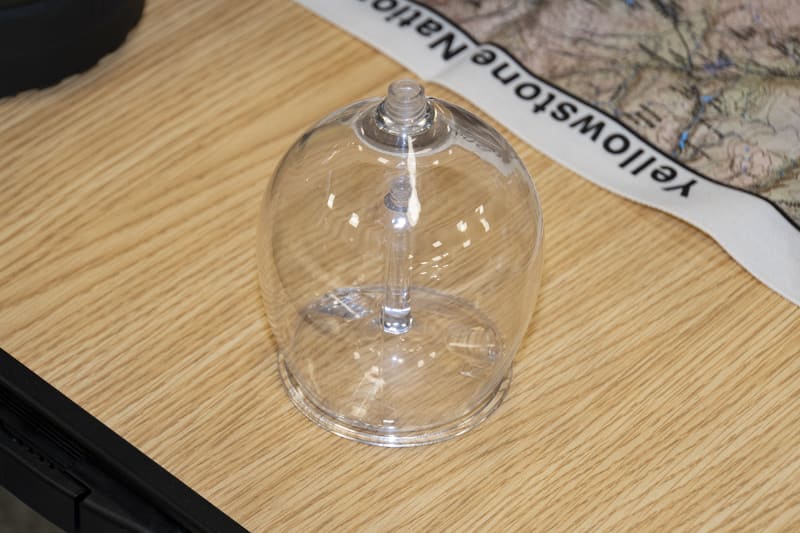 ベースはバチッと固定されるので、この状態でコンパクトに持ち運びができる