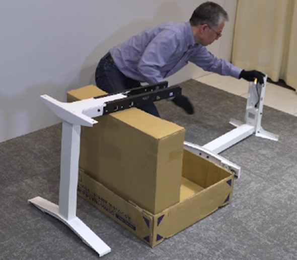 梱包材を活用すれば1人で組み立てが可能