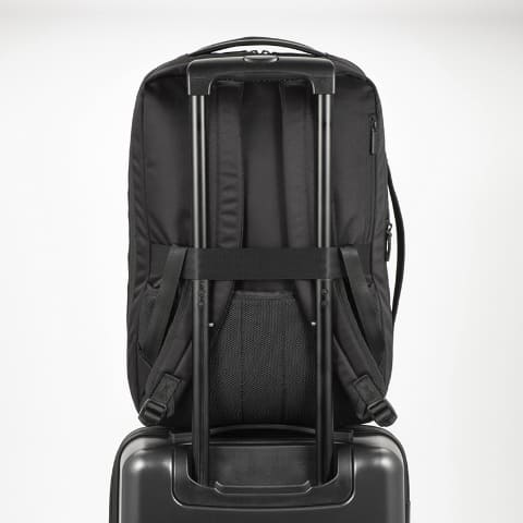 エース、軽量ビジネスバッグ「プロフレックス」。多彩なポケット装備