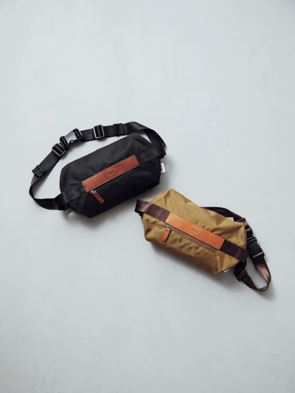 クロスボディバッグ ブラック