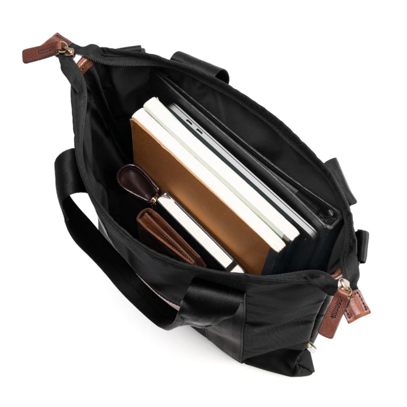 スリムトート ブラック