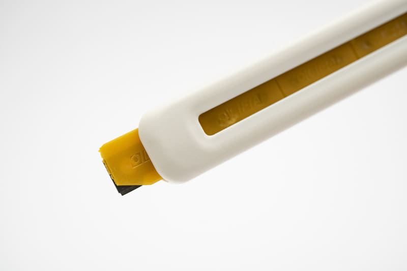 露出している刃はほんの少しだけ。これなら子どもにも安心して使わせられる