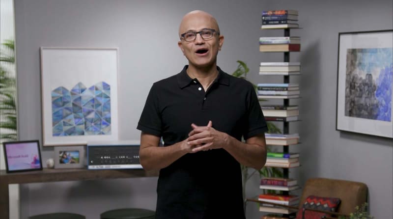 基調講演を行なうマイクロソフトのサティア・ナデラCEO