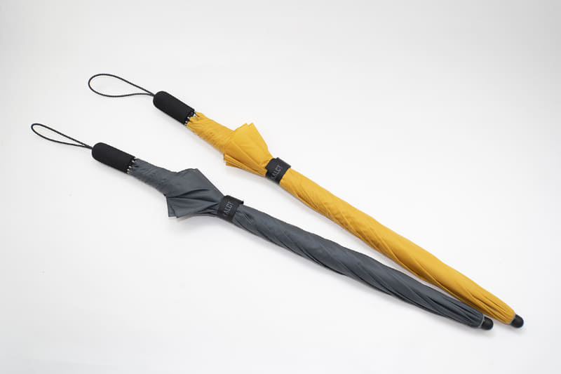 アンベル KALCT(8,800円)。カラーはグレーとマスタードのほか、渋谷ロフトでは7色を取り扱う