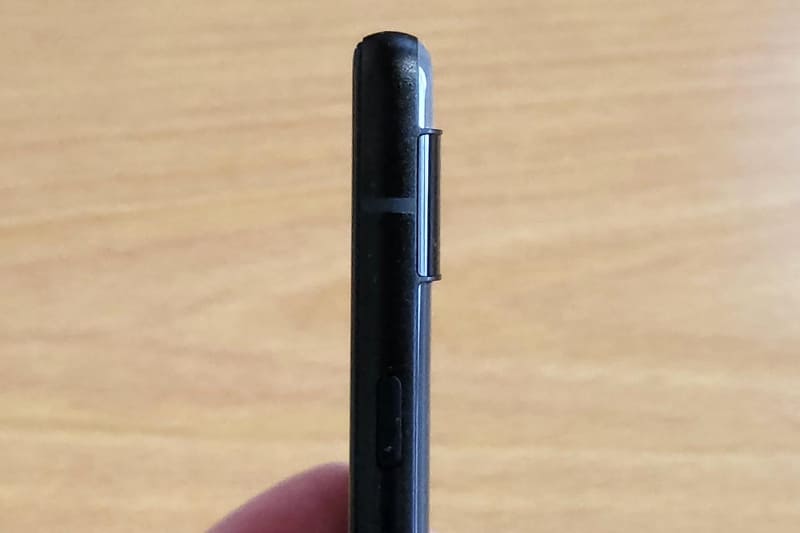 「カメラバー」を横から見たところ