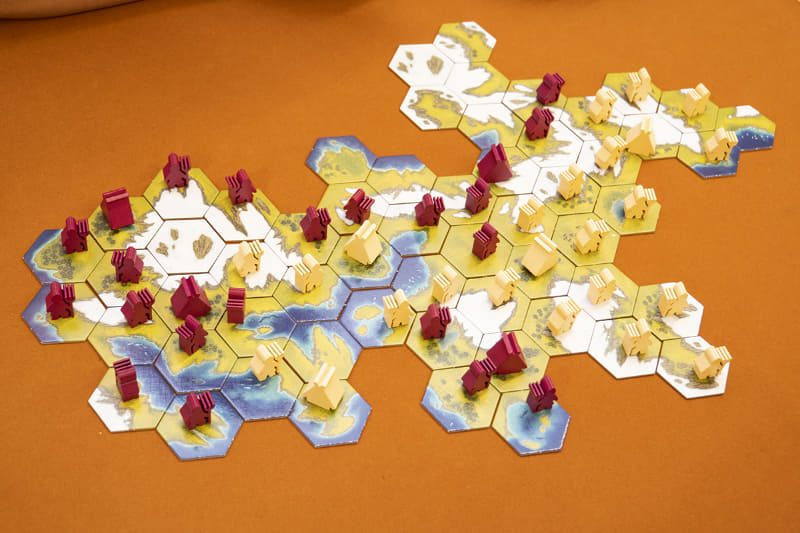 後半は住居コマを拠点にバイキングコマを置いて陣を広げる