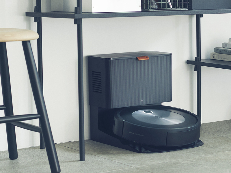 クリーンベースが付属する上位機「ルンバ j7+」